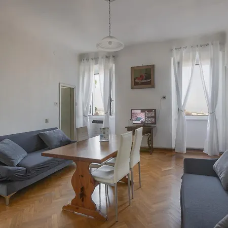 Vistadelcapriccio Apartment